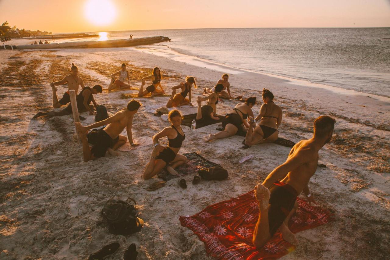 Che Holbox Hostel & Bar Adults Only Eksteriør bilde