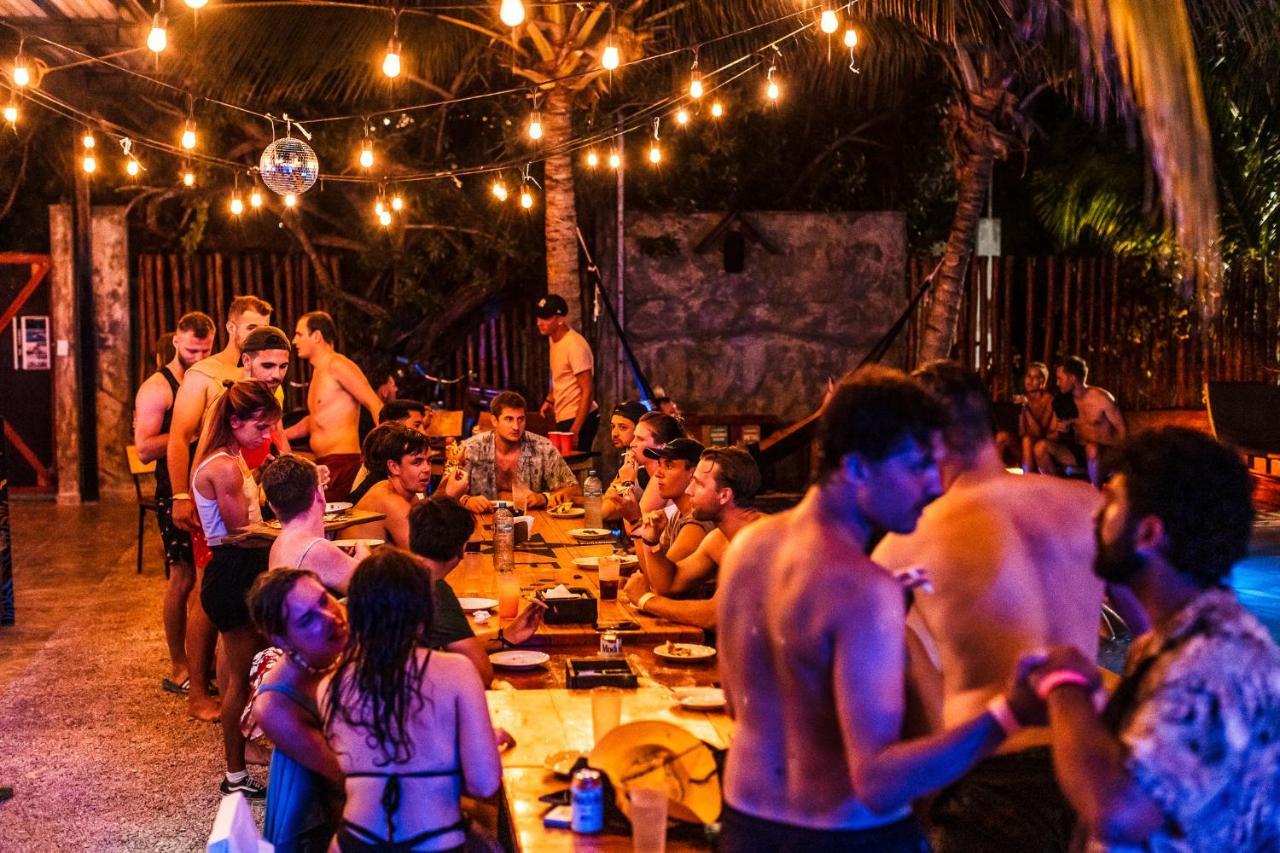 Che Holbox Hostel & Bar Adults Only Eksteriør bilde