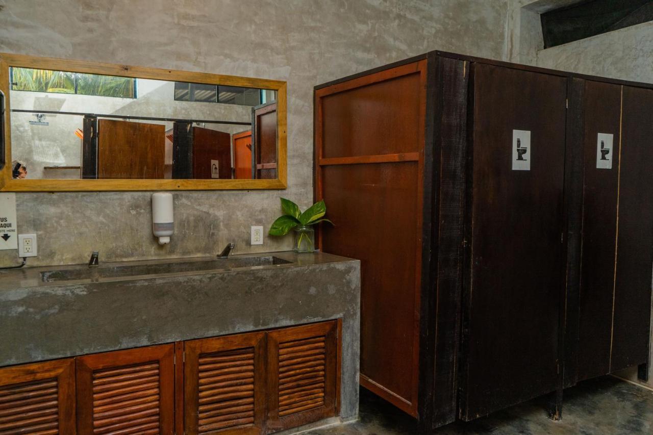 Che Holbox Hostel & Bar Adults Only Eksteriør bilde